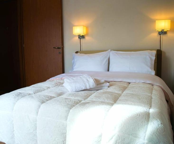 Sunny Central Luxury Apartment Volos Ngoại thất bức ảnh