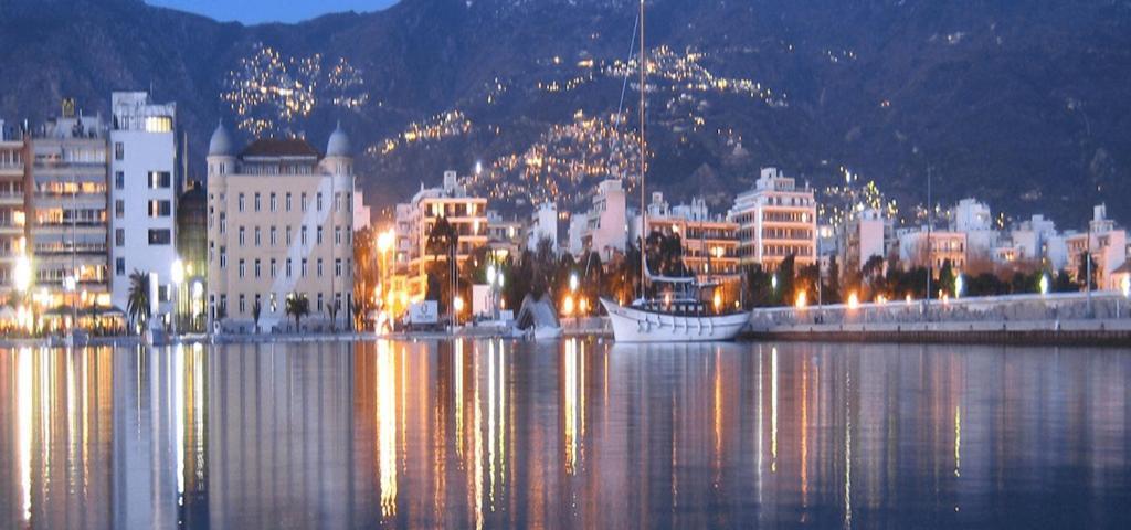 Sunny Central Luxury Apartment Volos Ngoại thất bức ảnh